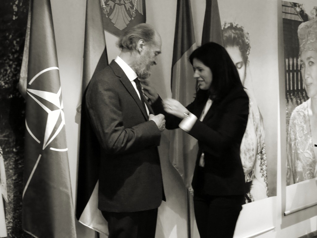 Arvo Pärt receives the Cultural Merit Order from Romania